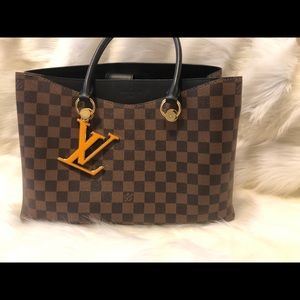 Louis Vuitton Purse